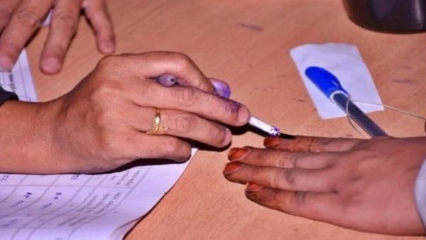 Bihar Assembly Election: ୧୮ ଜିଲ୍ଲାର 45,341ଟି ବୁଥରେ ମତଦାନ ଆରମ୍ଭ