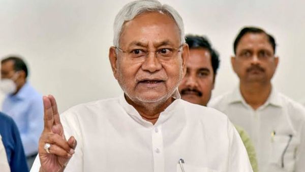 Bihar Assembly Election: ଆଜି ଇସ୍ତଫା ଦେଇ ନୂଆ ସରକାର ଗଠନ ପାଇଁ ଦାବି ରଖିବେ ନୀତୀଶ