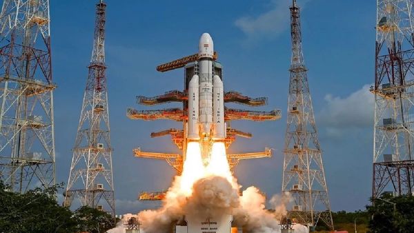 ଇଚିହାସ ରଚିଲା ଇସ୍ରୋ; ସବୁଠୁ ଓଜନିଆ ଉପଗ୍ରହର ଉତ୍‌କ୍ଷେପଣ