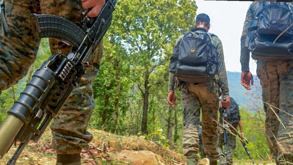ଆନ୍ଧ୍ର ପ୍ରଦେଶର ବିଭିନ୍ନ ଜିଲ୍ଲା ପୋଲିସ ଦ୍ବାରା ୫୦ ନକ୍ସଲ ଗିରଫ