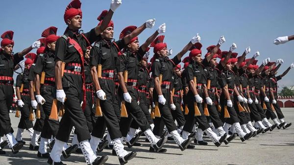 BSF କନଷ୍ଟେବଳ ନିଯୁକ୍ତିରେ ପୂର୍ବତନ ଅଗ୍ନିବୀରଙ୍କୁ ମିଳିବ ୫୦ ପ୍ରତିଶତ କୋଟା, ଗୃହ ମନ୍ତ୍ରଣାଳୟ ଜାରି କଲା ବିଜ୍ଞପ୍ତି