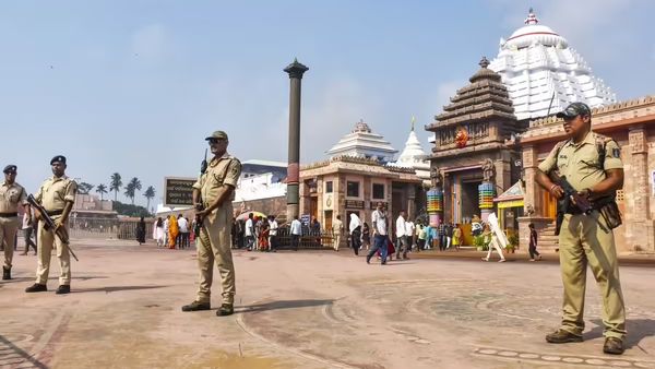 ନୂଆବର୍ଷରେ ପୁରୀରେ କଡ଼ା ସୁରକ୍ଷା ବଳୟ; ୪ ତାରିଖ ପର୍ଯ୍ୟନ୍ତ ସରକାରୀ ଅଧିକାରୀଙ୍କ ଛୁଟି ବାତିଲ