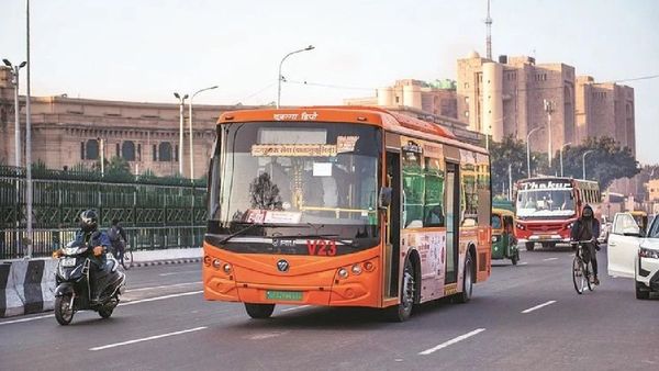 ଡିଜେଲ୍‌ ଚାଳିତ ‘ଆମ ବସ୍‌’ ହଟେଇବାକୁ ସରକାରଙ୍କ ନିଷ୍ପତ୍ତି, ଗଡ଼ିବ କେବଳ ଇଭି ବସ