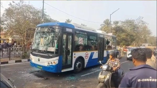 ପୁଣି ଏକ ଦୁର୍ଘଟଣା ଘଟାଇଲା 'ଆମ ବସ,  ସ୍କୁଟି ଚାଳକ ଆହତ