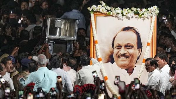 ପଞ୍ଚଭୂତରେ ବିଲୀନ ହେଲେ ମହାରାଷ୍ଟ୍ର ଉପମୁଖ୍ୟମନ୍ତ୍ରୀ ଅଜିତ ପାୱାର, ମୁଖାଗ୍ନି ଦେଲେ ଦୁଇ ପୁଅ ପାର୍ଥ ଓ ଜୟ
