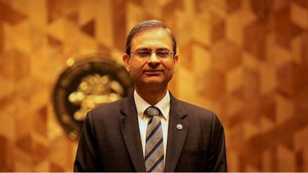 ଦେଶରେ ଡିଜିଟାଲ୍‌ ଠକେଇକୁ ନେଇ ଚିନ୍ତାବ୍ୟକ୍ତ କଲେ RBI ଗଭର୍ଣ୍ଣର ସଞ୍ଜୟ ମାଲହୋତ୍ରା