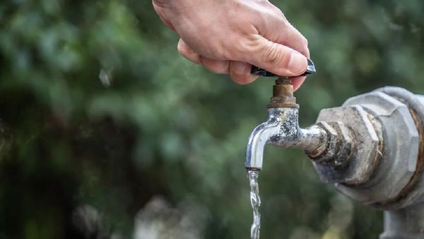 'ନିର୍ଦ୍ଧାରିତ ସମୟରେ ଲୋକଙ୍କ ପାଖରେ ପାନୀୟ ଜଳ ନ ପହଞ୍ଚିଲେ ଅଧିକାରୀଙ୍କ ଉପରେ ହେବ କଢ଼ା କାର୍ଯ୍ୟାନୁଷ୍ଠାନ'