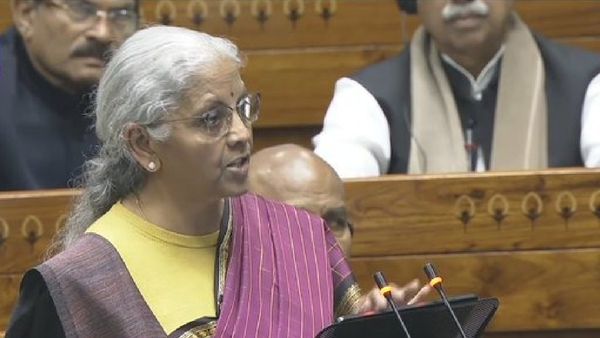 ଶସ୍ତା ହେବ ବିଦେଶ ଯାତ୍ରା