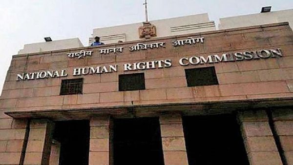 କଟକ SCBରେ ନିଆଁ ଲାଗି ୧୦ ଜଣଙ୍କ ମୃତ୍ୟୁ ଘଟଣା,ମୁଖ୍ୟ ସଚିବଙ୍କୁ ରିପୋର୍ଟ ମାଗିଲେ ଜାତୀୟ ମାନବାଧିକାର କମିଶନ