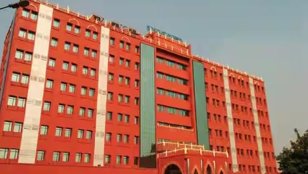 ସି-ସୋର ଚିଟଫଣ୍ଡ୍‌ କେଳେଙ୍କାରୀ, ପୂର୍ବତନ ସାଂସଦ ରବୀନ୍ଦ୍ର ଜେନାଙ୍କୁ ହାଇକୋର୍ଟରୁ ଆଶ୍ବସ୍ତି
