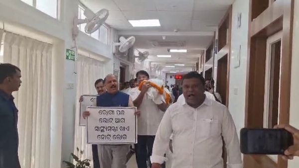 ସ୍ୱାସ୍ଥ୍ୟମନ୍ତ୍ରୀଙ୍କ ଇସ୍ତଫା ଦାବି କରି ବିରୋଧୀଙ୍କ ହୋହଲ୍ଲା , ସାଢ଼େ ୧୧ଟା ଯାଏଁ ଗୃହ ମୁଲତବି