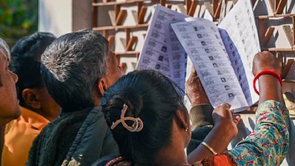 ପଶ୍ଚିମବଙ୍ଗରେ ୫ଟା ସୁଦ୍ଧା ୯୦ % ଭୋଟିଂ
