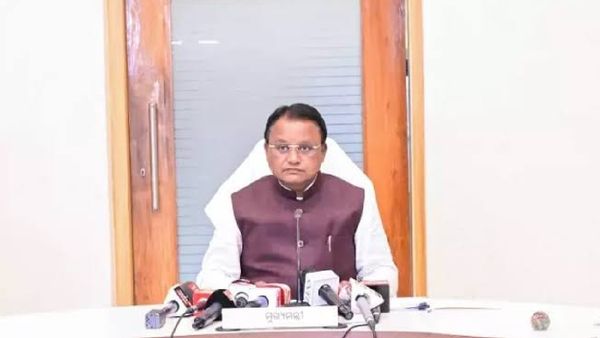ସପେନ୍ସ ବଢ଼ାଇଲା ମୋହନଙ୍କ ଦିଲ୍ଲୀ ଗସ୍ତ