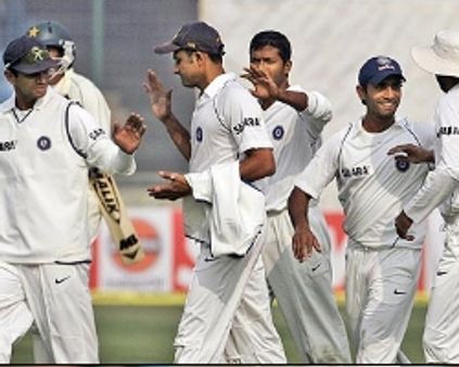 பாகிஸ்தானை வீழ்த்தி இந்தியா அபார வெற்றி