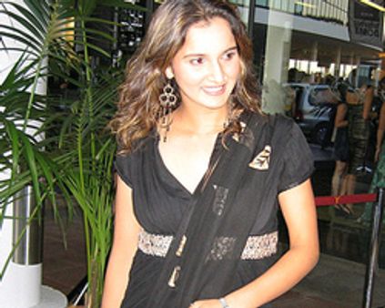 சானியாவுக்கு சிகிச்சை தரக் கூடாது: டாக்டருக்கு மிரட்டல்