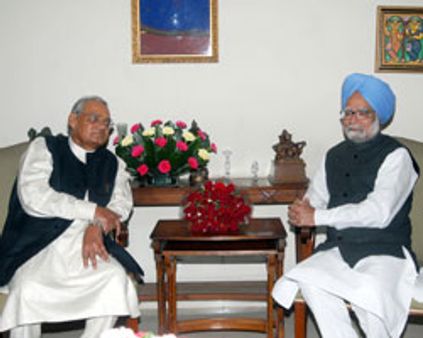 வாஜ்பாய் பிறந்த நாள்: பிரதமர் வாழ்த்து