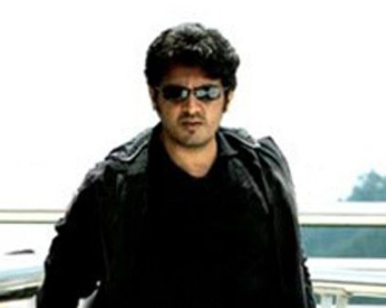 அஜீத் வீட்டில் வருமான வரித்துறை அதிரடி ரெய்டு