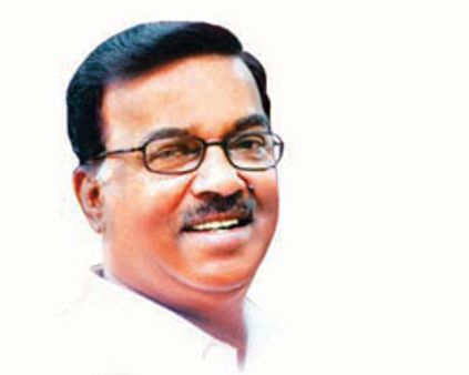 அரிசிக்குப் பதில் பால், முட்டை சாப்பிட கேரள அமைச்சர் யோசனை!