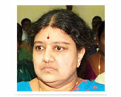 போயஸ் தோட்டத்தில் சசிகலாவுக்கு சரிவு- இளவரசி கை ஓங்கியது