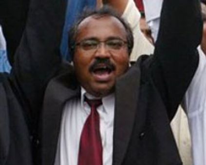 மலேசியா-கிளர்ச்சியை தூண்டிவிட்டதாக ஹிண்ட்ராப் சட்ட ஆலோசகர் கைது