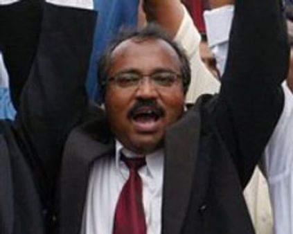 மலேசிய அரசு மீது ~~ஹிண்ட்ராப்~~ ஆலோசகர் உதயக்குமார் அவதூறு வழக்கு