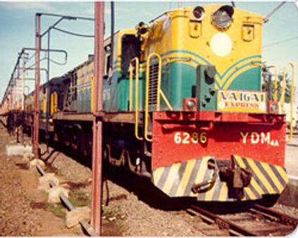 தண்டவாளத்தில் விரிசல்-வைகை எக்ஸ்பிரஸ் தப்பியது