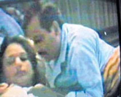 ~~காதல் மன்னன்~~ லியாகத் அலிக்கு எய்ட்ஸ்!