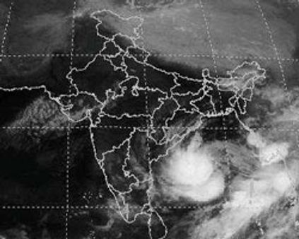 நர்கீஸ் புயல் திசை திரும்பியது - தப்பியது தமிழகம்