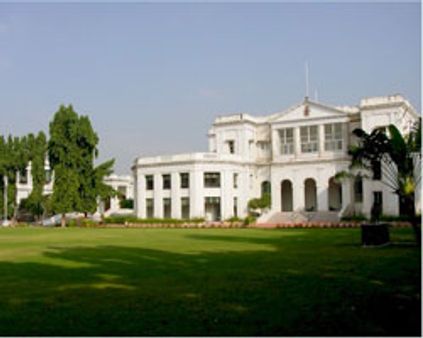 ஆளுநர் மாளிகையில் நட்சத்திர ராசி பூங்கா அமைப்பு