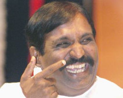 ~~பண்பாட்டு வேர்கள்~~: வைரமுத்து