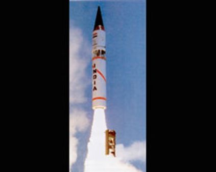 புதிய ~~அக்னி-2~~ திட்டத்துக்கு முதல் பெண் தலைவி