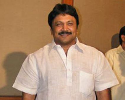 சிவாஜி பிறந்த நாளில் புதிய கட்சி: நடிகர் பிரபு