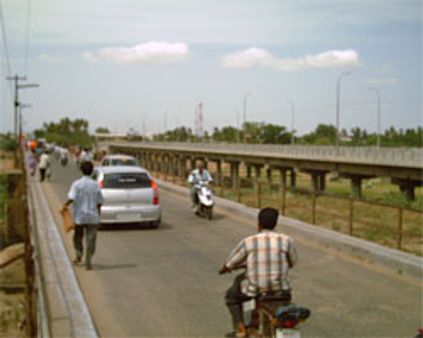 கரூர் தேசிகாச்சாரி பாலத்துக்கு 85 வயது!