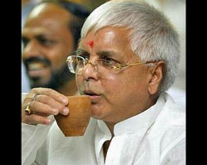 டீசல் விலை உயர்வு: சரக்கு கட்டணம் குறையும்-லாலு அதிரடி