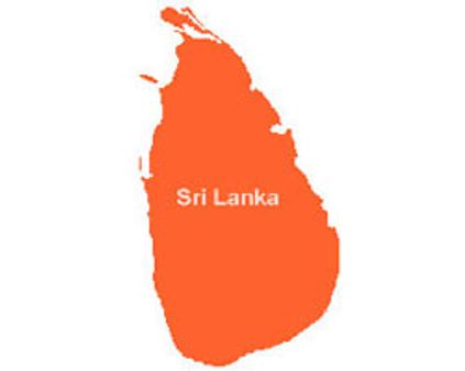 வவுனியாவில் மனித வெடிகுண்டு வெடிப்பு: 12 போலீசார் பலி