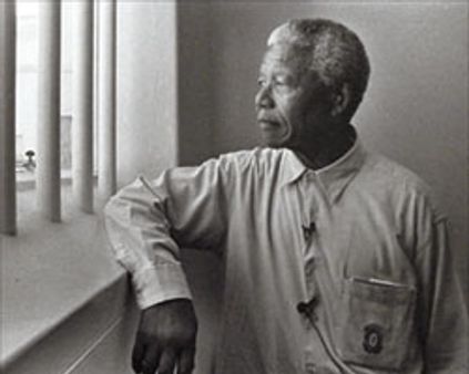 நெல்சன் மண்டேலாவுக்கு அமைதிக்கான காந்தி விருது