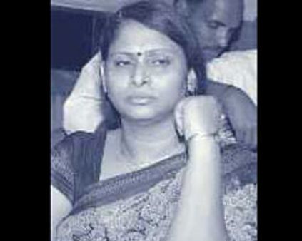 தங்கக் காசு மோசடி: பெண் தொழிலதிபர் பத்மா கைது