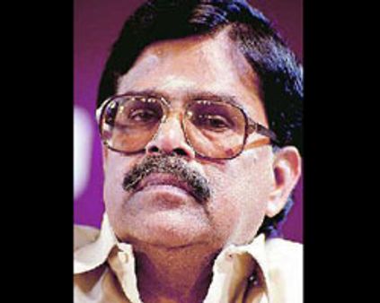 பிரதமர் ஏதோ சிக்கலில் மாட்டியுள்ளார்-பாஜக