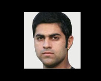 பந்து வீச்சாளர் கோனியால் ஆபத்து-தாய் பரபரப்பு புகார்