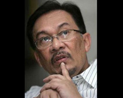 படாவி அரசு அடுத்த மாதம் கவிழும்: அன்வர் இப்ராகிம்