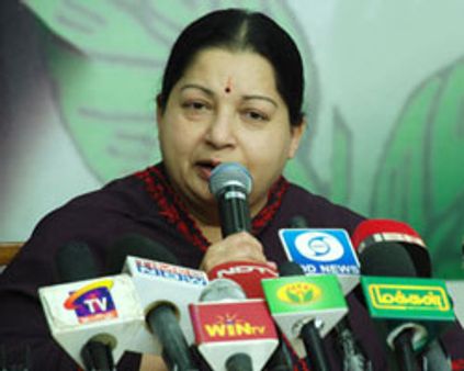 ஒரிஸ்ஸா கிருஸ்துவர்கள் மீதான தாக்குதல்-ஜெ. கண்டனம்