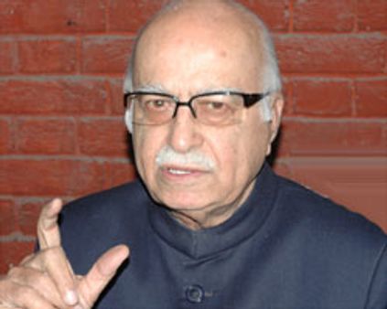 அத்வானிக்கு இந்தியன் முஜாஹிதீன் கொலை மிரட்டல்