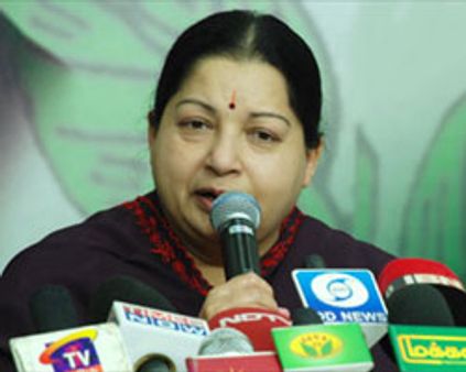 நாடாளுமன்ற தேர்தல் முடிவில் தான் அதிமுகவின் எதி்ர்காலம்-ஜெ