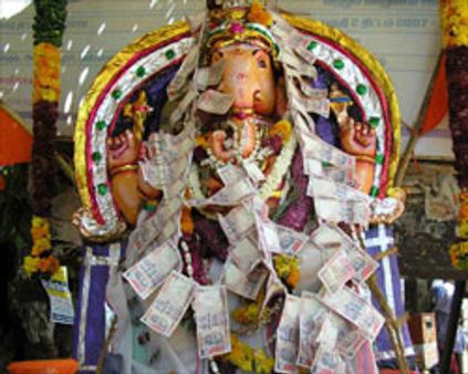 செங்கோட்டையில் ~~கரன்சி~~ கணபதி!