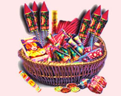 பட்டாசு வெடிக்க கட்டுப்பாடு-இ.முன்னணி எதிர்ப்பு