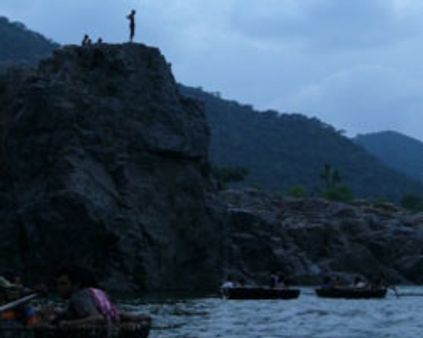 ஒகேனக்கல் திட்ட டெண்டரை எதிர்த்து சுப்ரீம் கோர்ட்டில் கர்நாடகம் வழக்கு