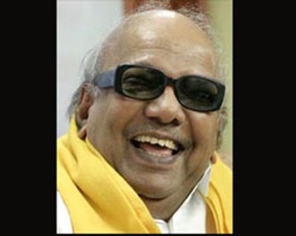 கருணாநிதிக்கு வாழ்நாள் சாதனையாளர் விருது-போப் தூதர் வழங்குகிறார்