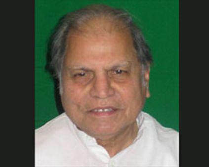 கர்கரே மரணத்தில் மர்மம்: மத்திய அமைச்சர் சந்தேகம்-பாஜக எதிர்ப்பு