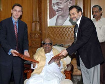 தமிழகத்தில் கேட்டர்பில்லர் ரூ. 800 கோடி முதலீடு