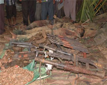 புலிகளின் கடும் தாக்குதலில் 140 ராணுவத்தினர் பலி